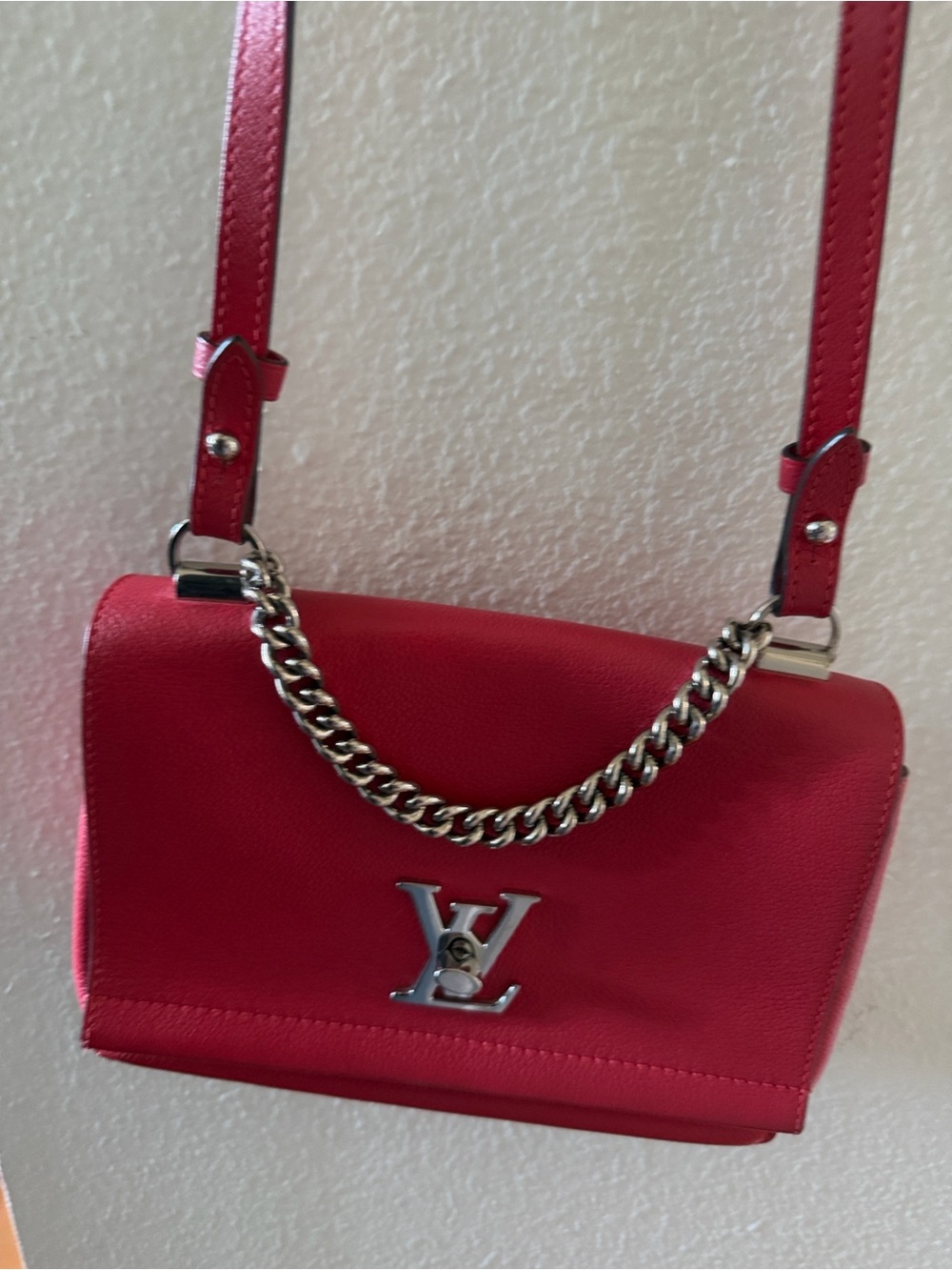 Louis Vuitton - Lock Me II